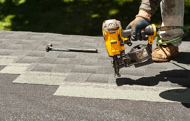 Best Roof Gutter Cleaning  in Gervais, OR